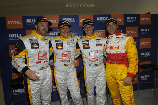 SEAT leads the 2009 World Touring Car Championship