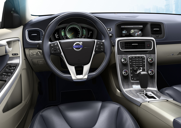 V60 Plug-in Hybrid: world’s first diesel Plug-in Hybrid debuts in Geneva V60 Plug-in Hybrid: world’s first diesel Plug-in Hybrid debuts in Geneva