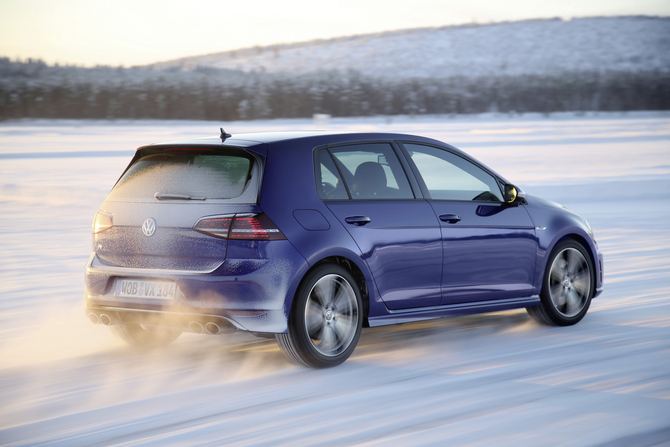 Volkswagen Golf R DSG