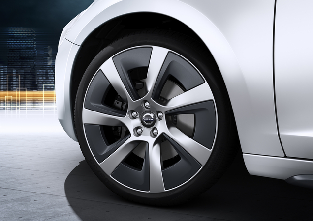 V60 Plug-in Hybrid: world’s first diesel Plug-in Hybrid debuts in Geneva V60 Plug-in Hybrid: world’s first diesel Plug-in Hybrid debuts in Geneva