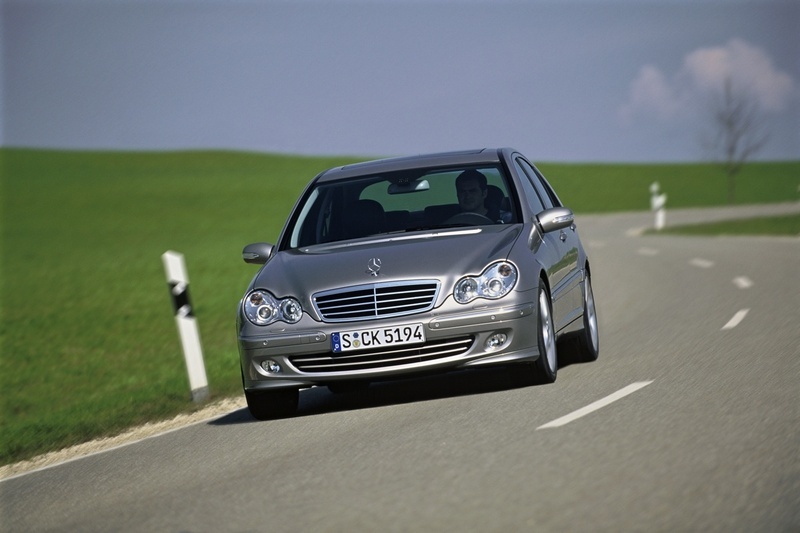 Mercedes-Benz C 230