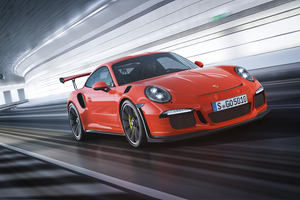 The 911 GT3 is equipped with a 4.0 liter engine with six cylinders and 500hp and 480Nm torque