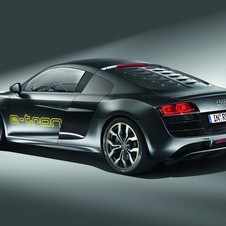 Audi R8 e-tron to arrive in 2012