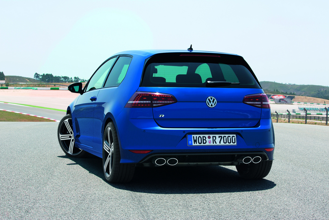 Volkswagen Golf R DSG