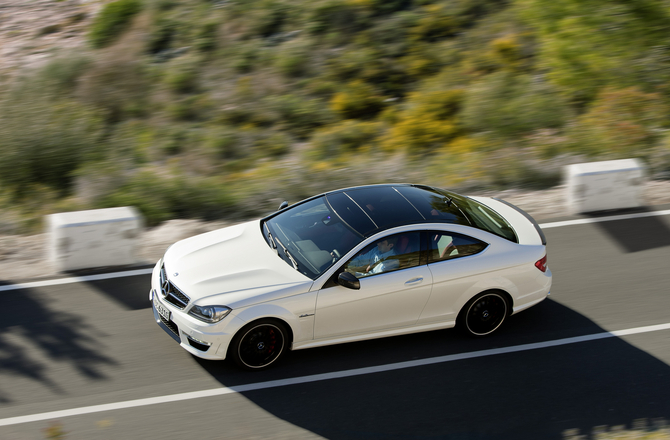 C63 AMG Coupé unveiled C63 AMG Coupé unveiled
