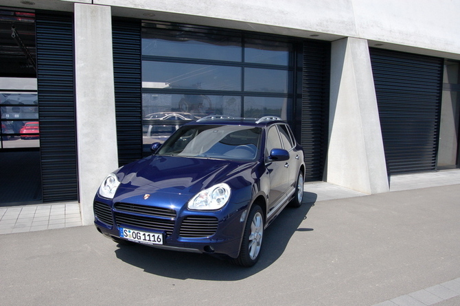 Porsche Cayenne Turbo Tiptronic