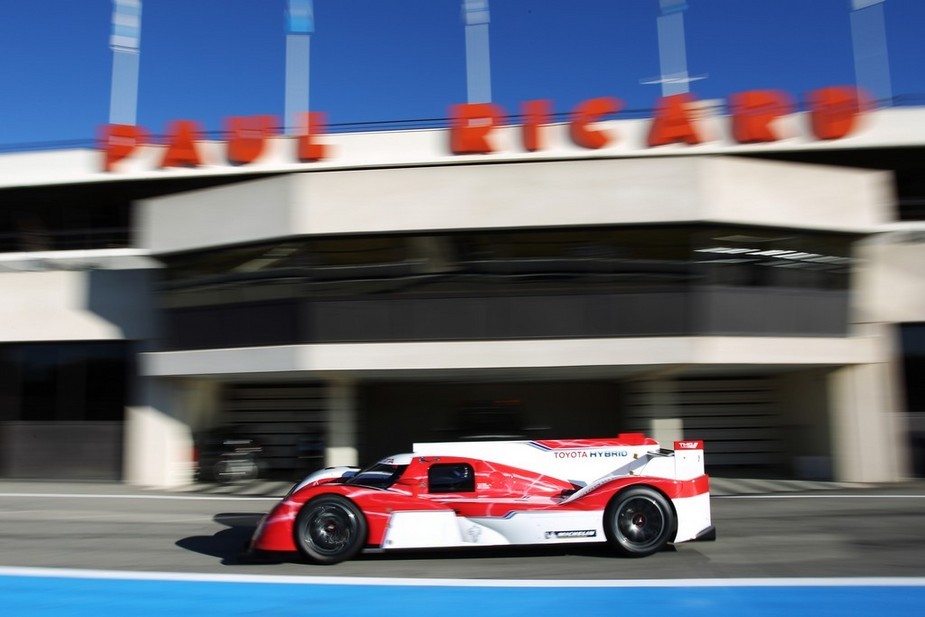 A Second Glance at the Toyota TS030 with Specs, More Pictures and In-Car Video