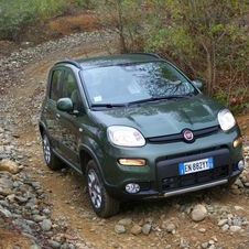 La seule voiture quatre roues motrices de sa catégorie