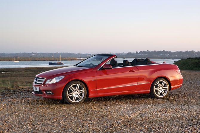 Mercedes-Benz E200 Cabriolet CGI BlueEFF. SE