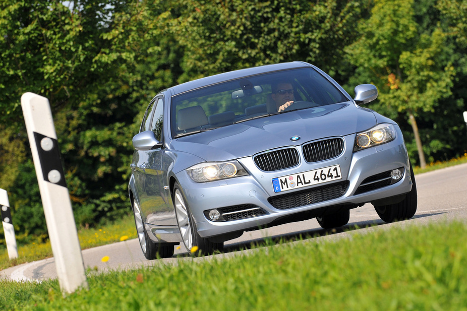 BMW 318d Auto (E90) LCI