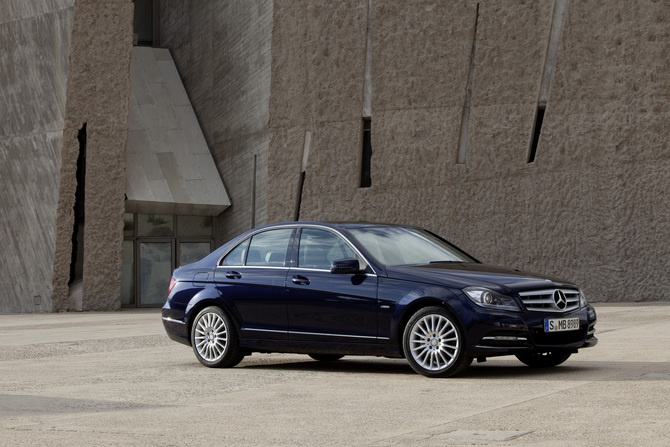 Mercedes-Benz C 250 BlueEfficiency Avantgarde 7G-Tronic Plus