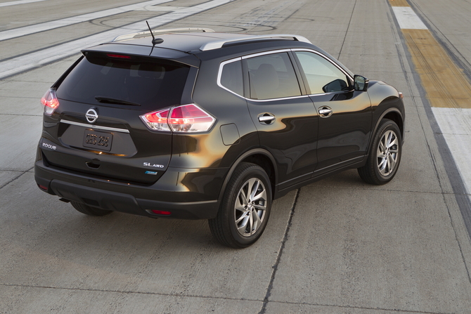 A Nissan ainda não anunciou os motores para a Europa A Nissan ainda não anunciou os motores para a Europa