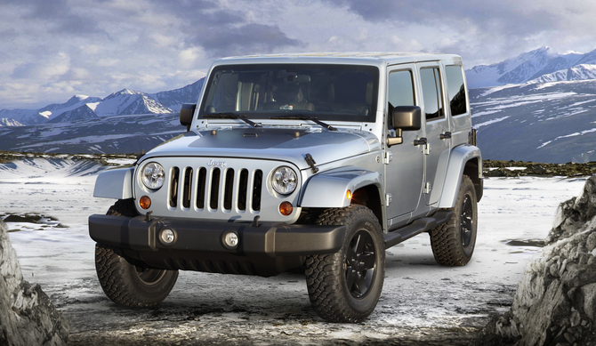 Jeep Wrangler and Liberty Arctic Editions Add Winter-Themed Exterior and Interior Jeep Wrangler and Liberty Arctic Editions Add Winter-Themed Exterior and Interior