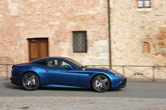 Ferrari California T