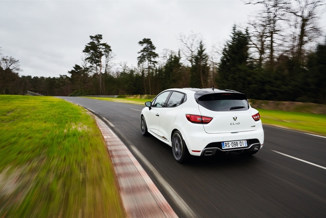 Renault Clio R.S 220 Trophy