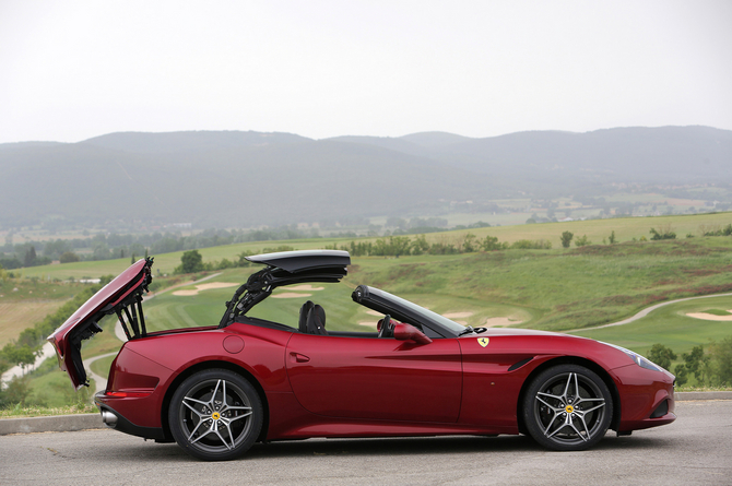 Ferrari California T