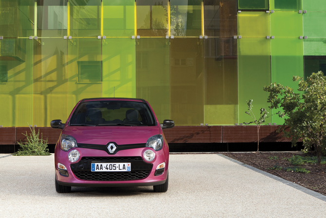 Third-Gen Twingo Brings Big Style to Small Package