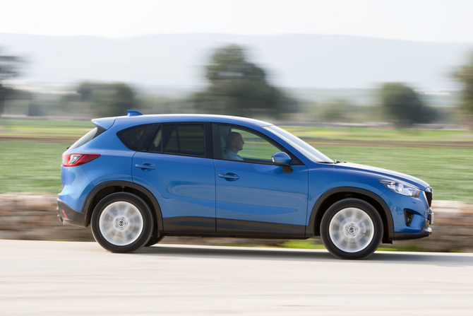 O modelo deverá ter pelo menos uma versão diesel e uma a gasolina dos motores SKYACTIV O modelo deverá ter pelo menos uma versão diesel e uma a gasolina dos motores SKYACTIV
