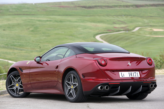 Ferrari California T