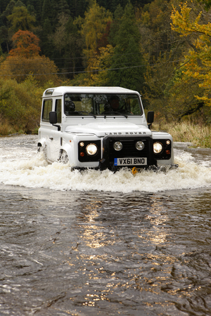 Land Rover Defender