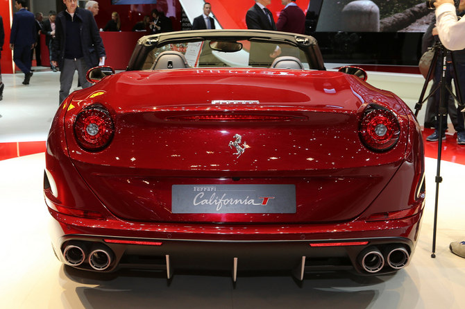 Ferrari California T