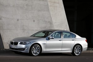 BMW 523i