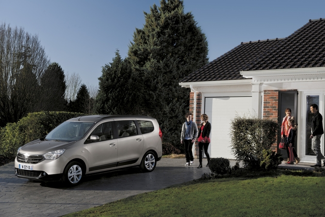 Dacia Introduces Lodgy, Duster Delsey and Sandero Stepway 2 to Geneva Dacia Introduces Lodgy, Duster Delsey and Sandero Stepway 2 to Geneva