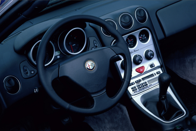 Alfa Romeo Spider 3.0i V6 L