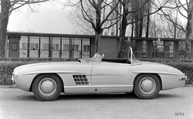 Mercedes-Benz 300 SLS