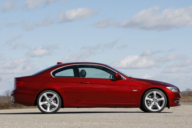 BMW 330d Coupé (E92) LCI