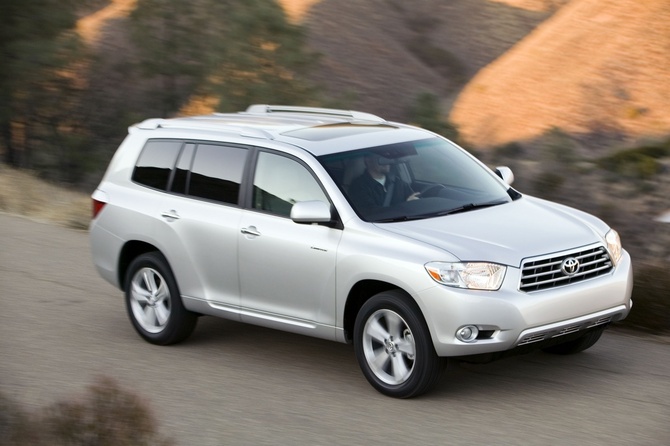 Toyota Highlander Base 4X4