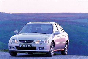 Honda Accord 2.0 LS