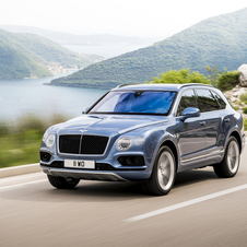 O Bentayga Diesel vai estar equipado pelo novo motor V8 turbo de 4.0 litros e 32 válvulas com 435cv e 900Nm de binário