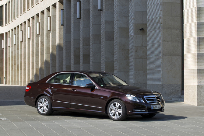 Mercedes-Benz E 250 CDI BE Auto