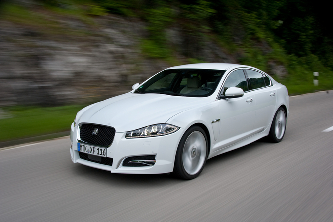 Jaguar XF 3.0 V6 D Classic