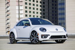 The Beetle Convertible R-Line will go on sale in the Summer