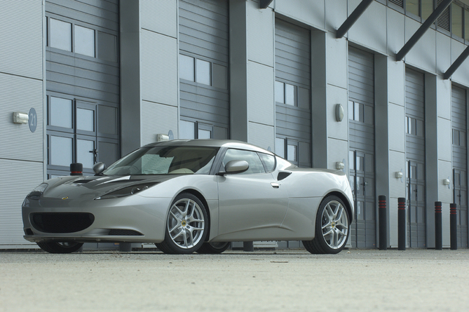 Lotus Evora 2+2