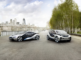 BMW is still putting big backing behind its i sub-brand