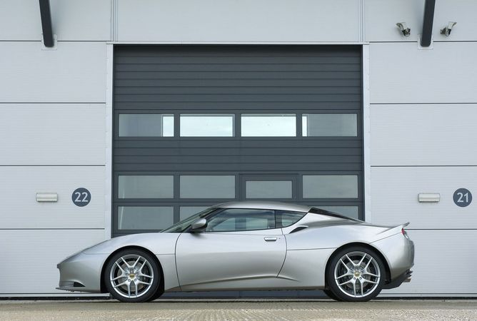 Lotus Evora 2+2