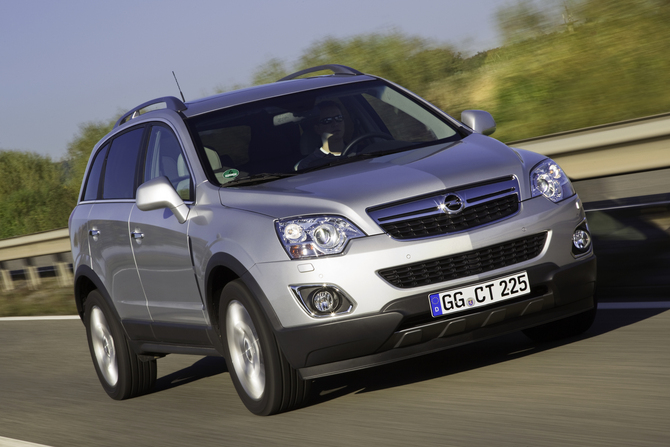 Opel presents facelifted Antara Opel presents facelifted Antara