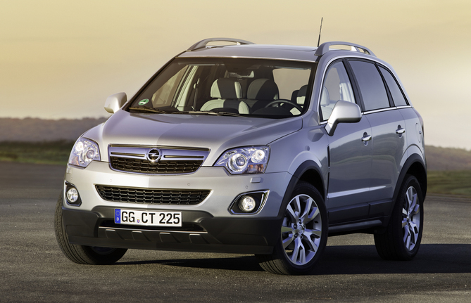 Opel presents facelifted Antara Opel presents facelifted Antara
