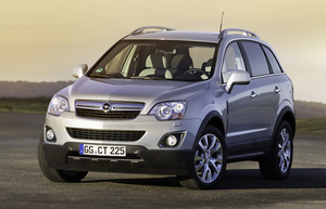 Opel presents facelifted Antara