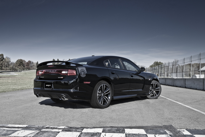 Dodge Preps New Charger SRT8 Super Bee for 2012