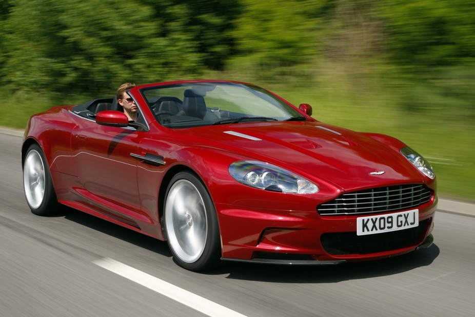 Aston Martin DBS Volante