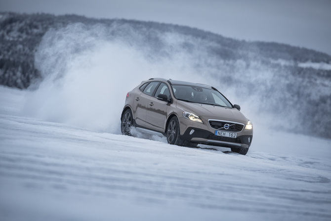 Volvo V40 T4 Summum CC Cross Country Powershift