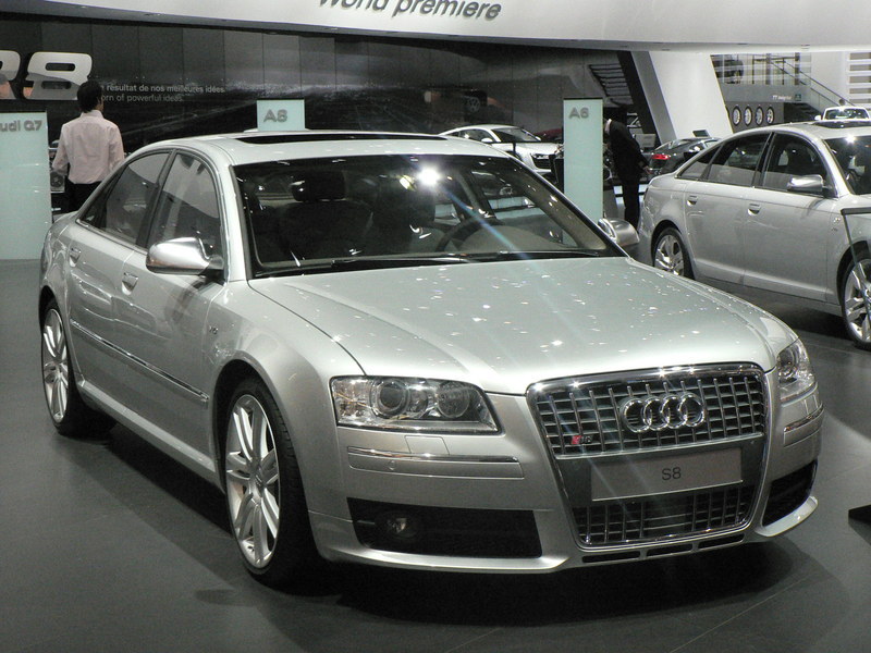 Audi S8 5.2 FSI quattro