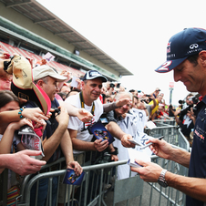 Webber diz que conduzir um Fórmula 1 hoje em dia é frustrante porque um piloto fica preso atrás de outro carro durante a maior parte da corrida