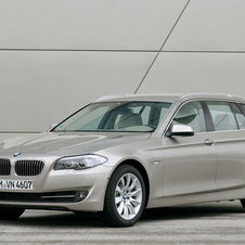 BMW 535i Touring xDrive AT