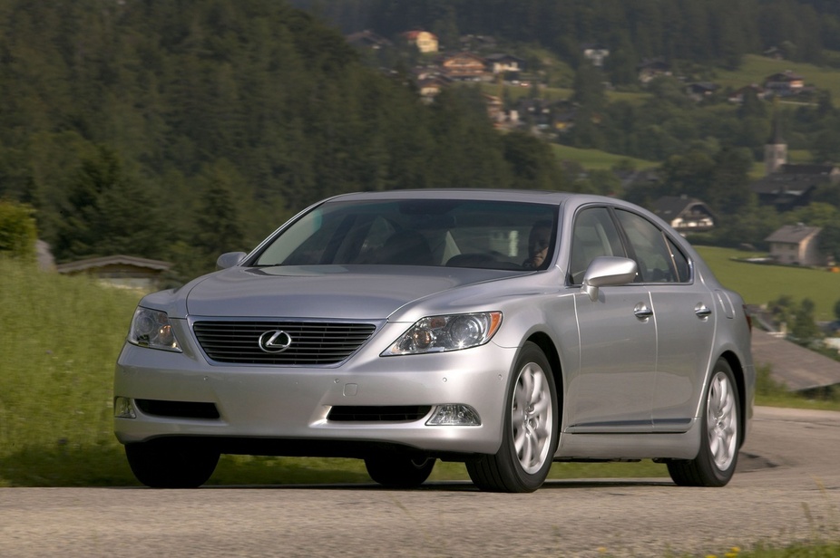 Lexus LS 600h