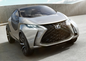 The car shows the latest expression of the spindle grille which goes from a two dimensional look to a three dimensional form